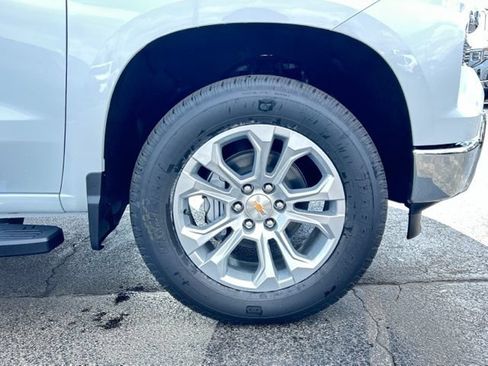 New 2026 Chevrolet Silverado 1500 LTZ AWD/4WD image 14