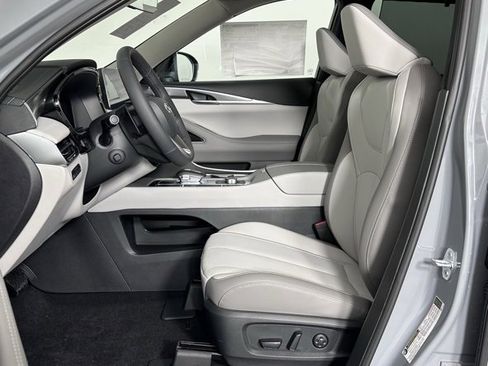 New 2026 INFINITI QX60 Luxe image 14