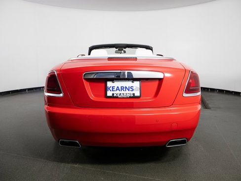 Used 2017 Rolls-Royce Dawn image 7