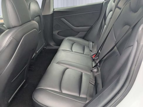 Used 2022 Tesla Model 3 Performance image 13