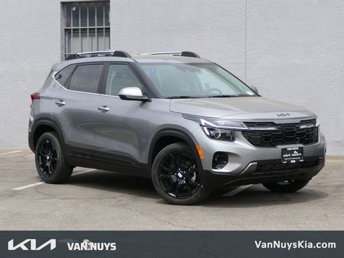 New 2025 Kia Seltos X-Line image 1