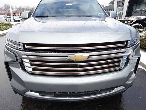 Used 2023 Chevrolet Tahoe High Country w/ Premium Package AWD/4WD image 8