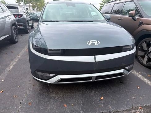 Used 2024 Hyundai Ioniq 5 SEL RWD image 3