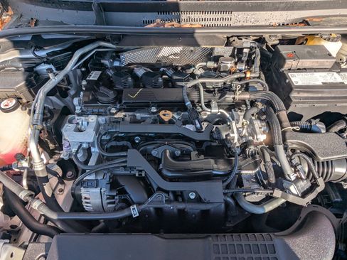 Used 2022 Toyota Corolla SE image 25