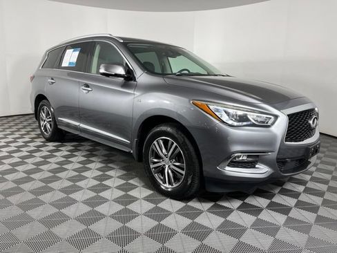 Used 2020 INFINITI QX60 Luxe w/ Essential Package AWD/4WD image 3