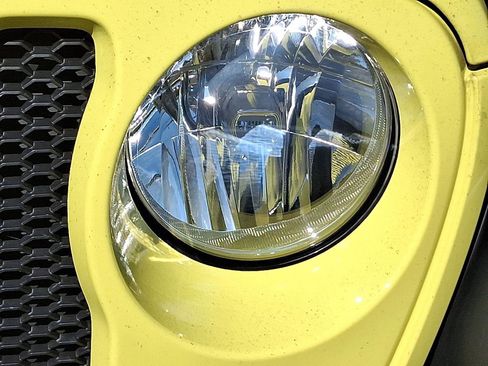 Certified 2023 Jeep Wrangler Sport S image 10