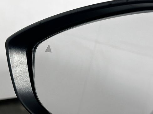 Used 2025 MAZDA CX-30 AWD 2.5 S w/ Preferred Package image 16