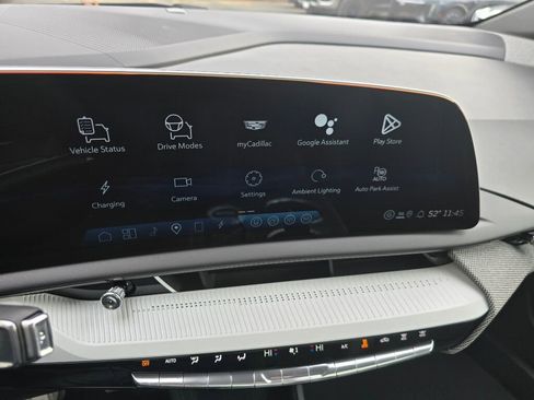 New 2026 Cadillac Optiq Sport 1 image 28