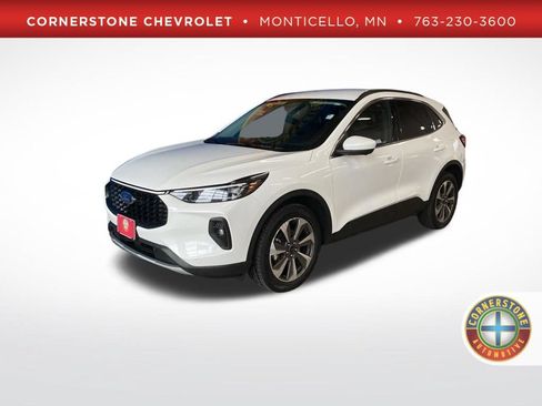 Used 2024 Ford Escape Platinum AWD/4WD image 1