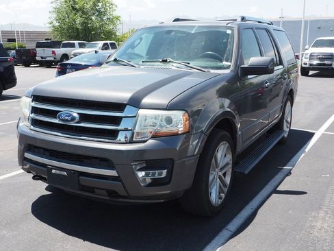 Used 2015 Ford Expedition Limited w/ Equipment Group 301A AWD/4WD image 2