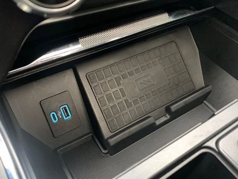 Certified 2022 Ford F150 Lariat w/ Equipment Group 502A High image 26