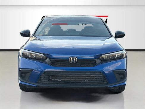 Used 2023 Honda Civic Sport image 2