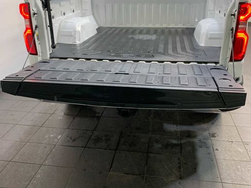 Used 2021 Chevrolet Silverado 1500 LTZ image 11