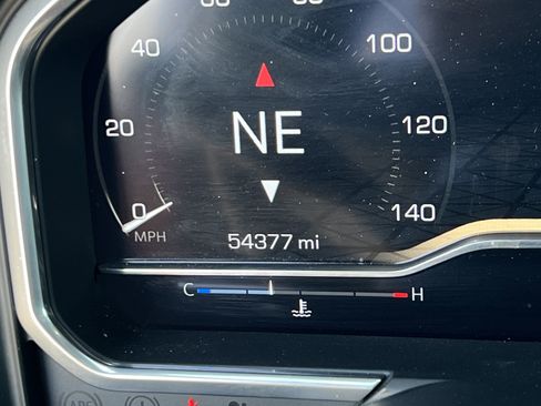 Used 2024 GMC Sierra 2500 AT4 w/ AT4 Premium Plus Package image 21