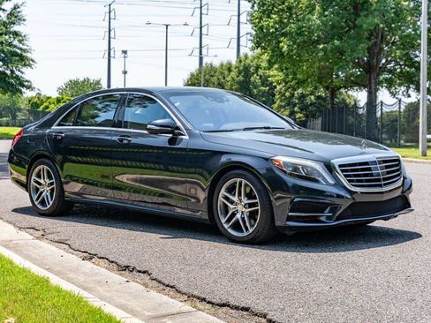 Used 2015 Mercedes-Benz S 550 4MATIC Sedan image 4