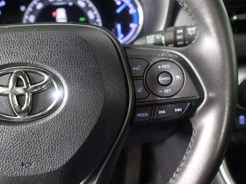 Used 2019 Toyota RAV4 XSE image 40