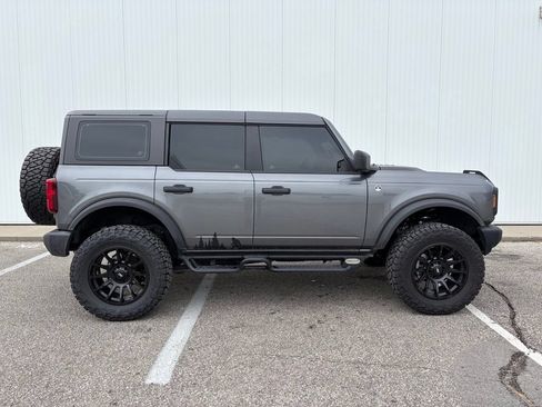 Used 2025 Ford Bronco 4-Door AWD/4WD image 9