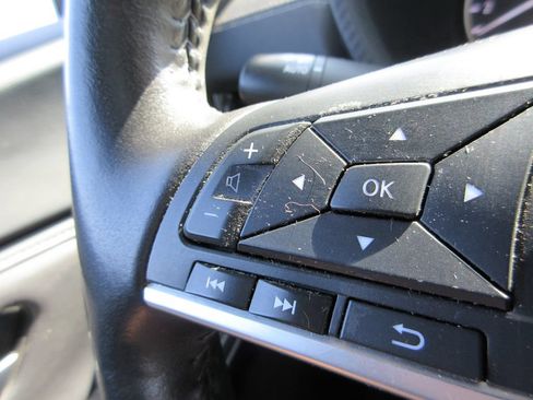 Used 2023 Nissan Sentra SV w/ All-Weather Package FWD image 29