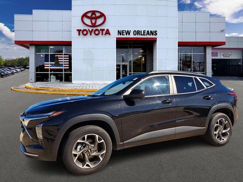 Used 2024 Chevrolet Trax LT image 1