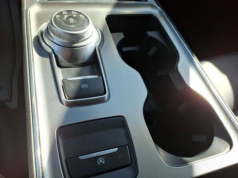 Certified 2022 Ford Edge SEL w/ Convenience Package image 22