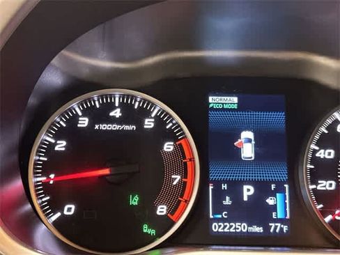 Used 2024 Mitsubishi Eclipse Cross SEL image 16