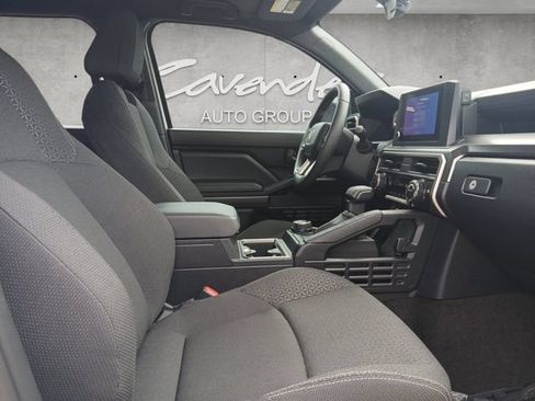 Used 2026 Toyota 4Runner SR5 AWD/4WD image 25