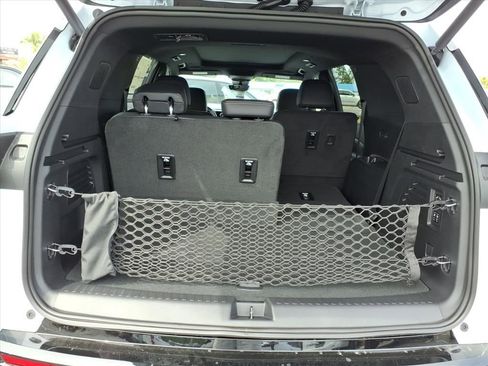 New 2026 Chevrolet Traverse High Country FWD image 15