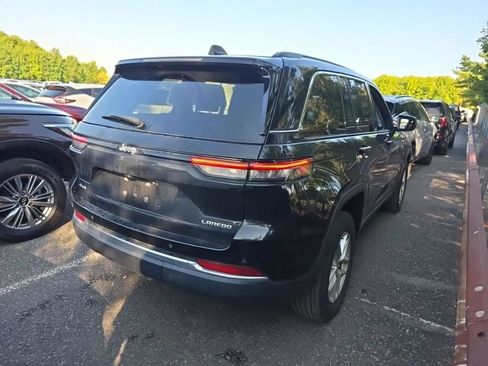 Used 2023 Jeep Grand Cherokee Laredo w/ Luxury Tech Group I AWD/4WD image 4