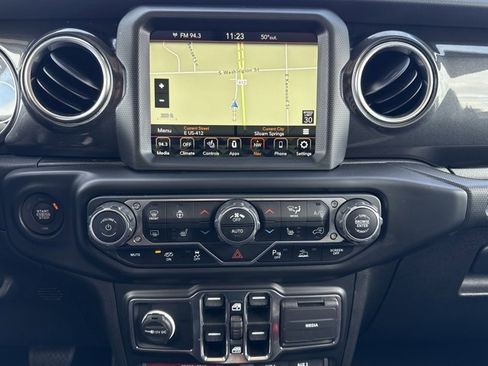 Used 2021 Jeep Wrangler Unlimited Rubicon w/ Xtreme Recon 35" Tire Package image 15