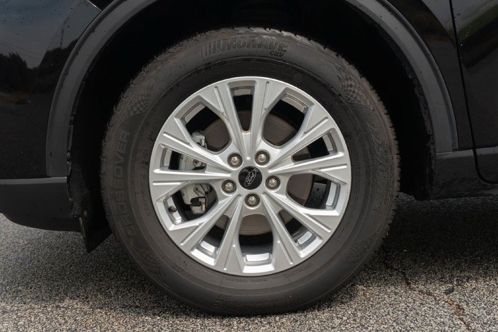 Used 2025 Ford Escape Active AWD/4WD image 14