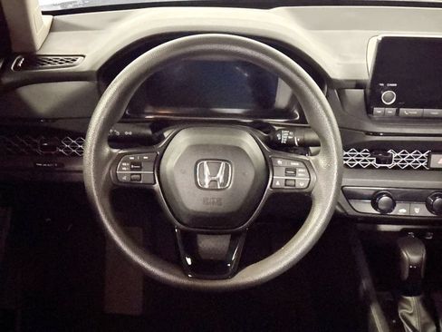 Used 2023 Honda Accord LX image 13