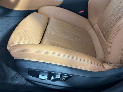 Used 2023 BMW 530i xDrive w/ M Sport Package image 11