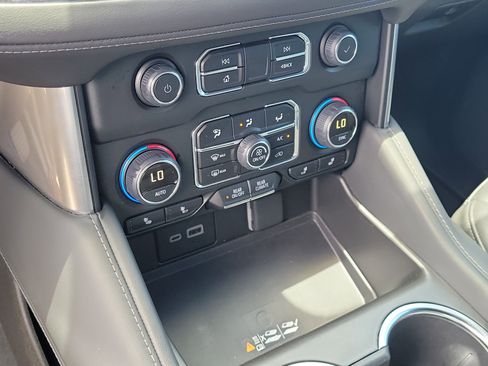 Used 2024 Chevrolet Tahoe Z71 AWD/4WD image 28