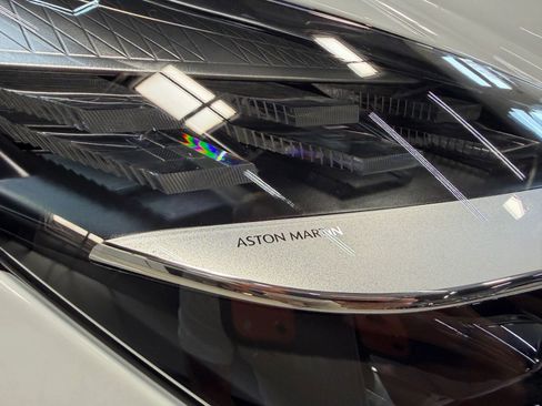 Used 2024 Aston Martin DB12 Convertible RWD image 12