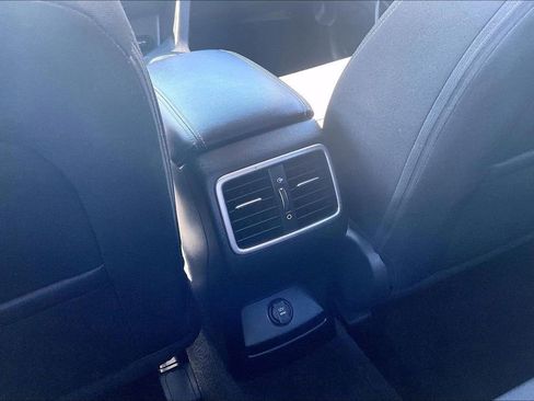 Used 2020 Kia Sportage LX image 10