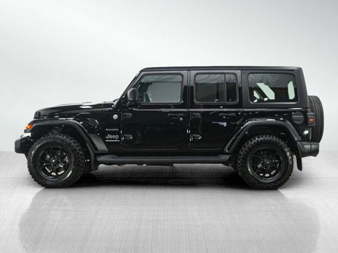 Used 2023 Jeep Wrangler Unlimited Sahara w/ Cold Weather Group AWD/4WD image 3