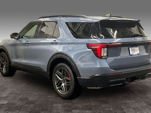 Used 2025 Ford Explorer ST-Line w/ Premium Package image 26