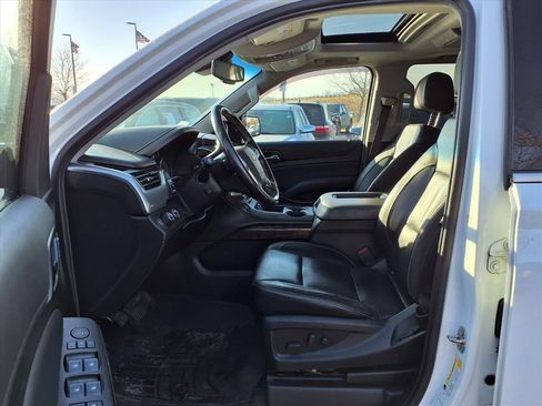Used 2019 Chevrolet Tahoe LT image 13