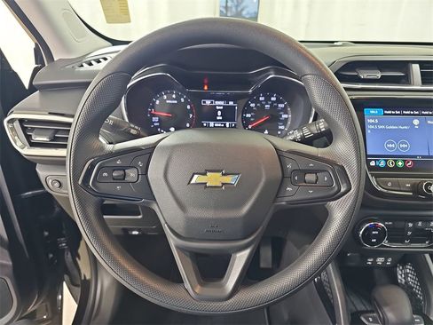 Certified 2023 Chevrolet TrailBlazer LT w/ Convenience Package image 23