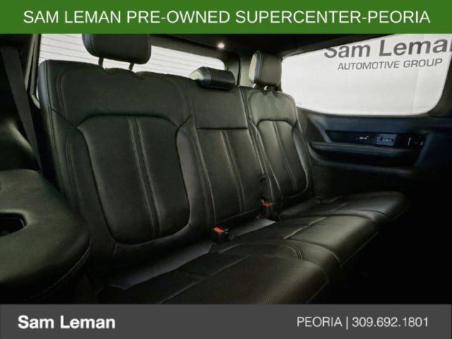 Used 2026 Jeep Grand Wagoneer Summit w/ Rear Seat Video Group I AWD/4WD image 30