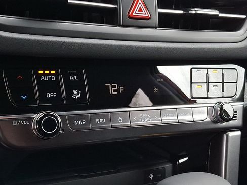 New 2026 Kia Seltos SX AWD/4WD image 8