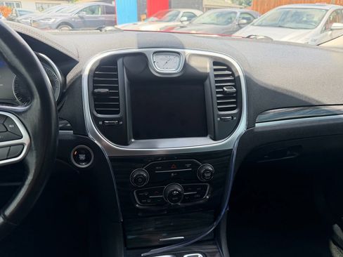 Used 2019 Chrysler 300 Touring w/ Sport Appearance Package RWD image 26