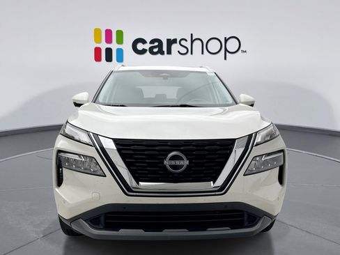 Used 2023 Nissan Rogue SL w/ SL Premium Package image 8