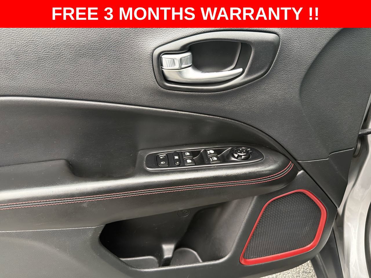 Used 2021 Jeep Compass Trailhawk AWD/4WD image 12