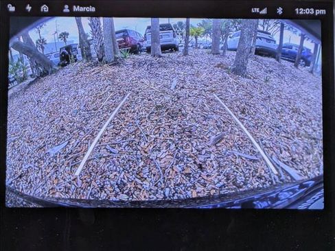 Used 2015 Tesla Model S 85D image 14