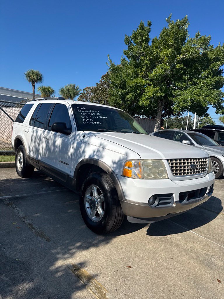 Used 2002 Ford Explorer Eddie Bauer RWD image 3