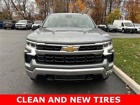 Used 2024 Chevrolet Silverado 1500 LT image 3