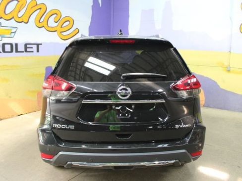 Used 2019 Nissan Rogue SV AWD/4WD image 7