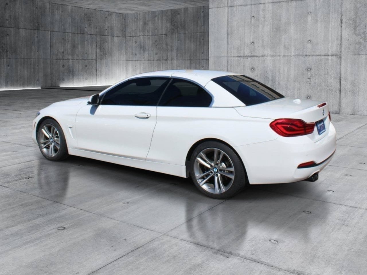 Used 2019 BMW 430i Convertible w/ Convenience Package RWD image 3