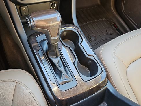 Used 2018 GMC Canyon SLT w/ Trailering Package image 14